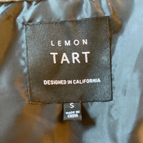 Lemon Tart Brown Faux Fur Vest Size Small - Picture 5 of 6